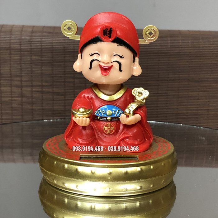 thần tài năng lượng mặt trời đế tròn màu đỏ đẹp
