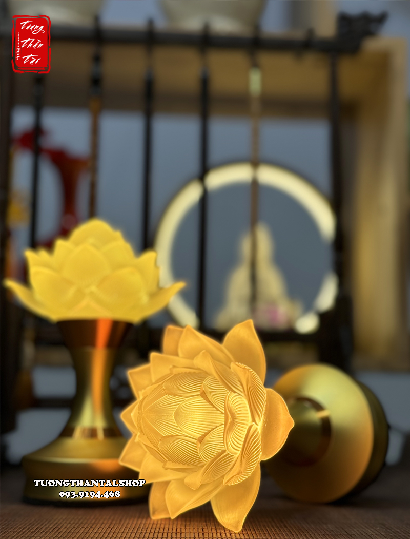 Đèn thờ cúng lưu ly hoa sen nở 3 tầng đổi màu 