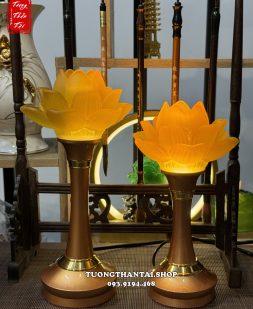 Đèn thờ hoa sen lưu ly bông nở 3 tầng thân hợp kim