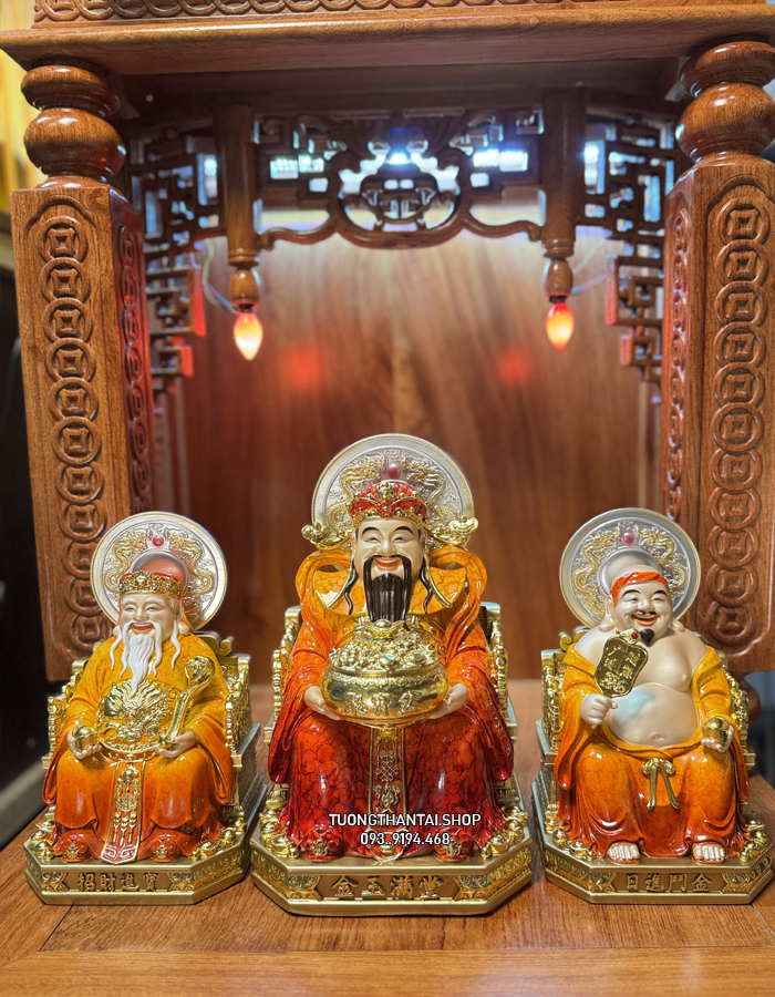 bộ 3 Ông Địa Thần Tiền Thần Tài bằng bột đá đỏ có hào Quang đẹpđep