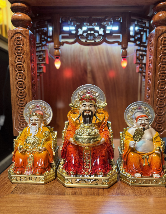 bộ 3 Ông Địa Thần Tiền Thần Tài bằng bột đá đỏ có hào Quang đẹpđep