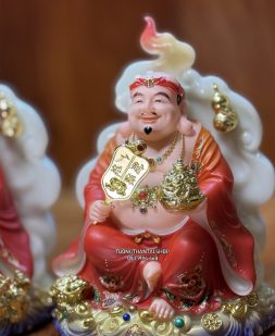 tượng ông địa thần tài gấm đỏ tường vân phú quý